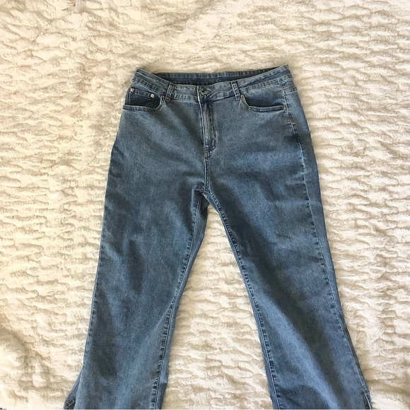 Light Wash Flared Jeans, size XL - Picture 2 of 3